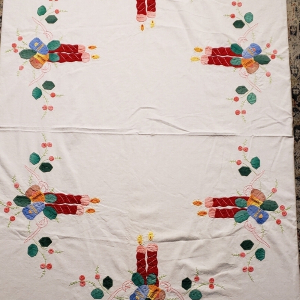 Vintage 64"x84" Rectangle Festive Hand Embroidered Applique Tablecloth & Napkins